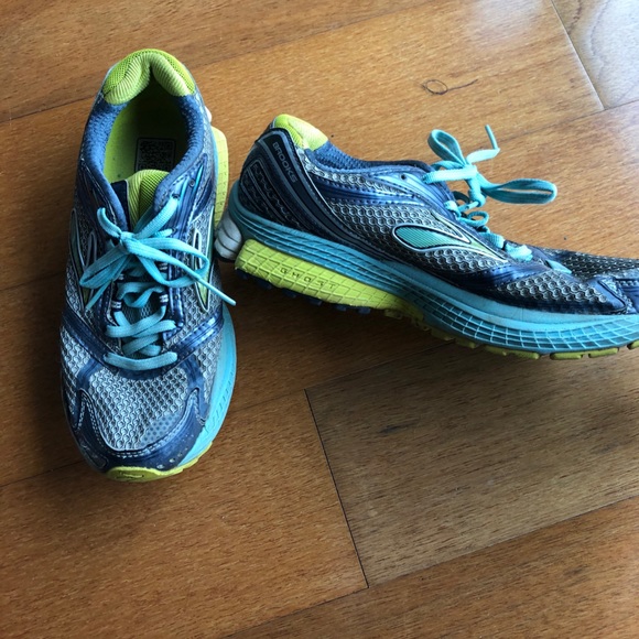 ghost running shoes
